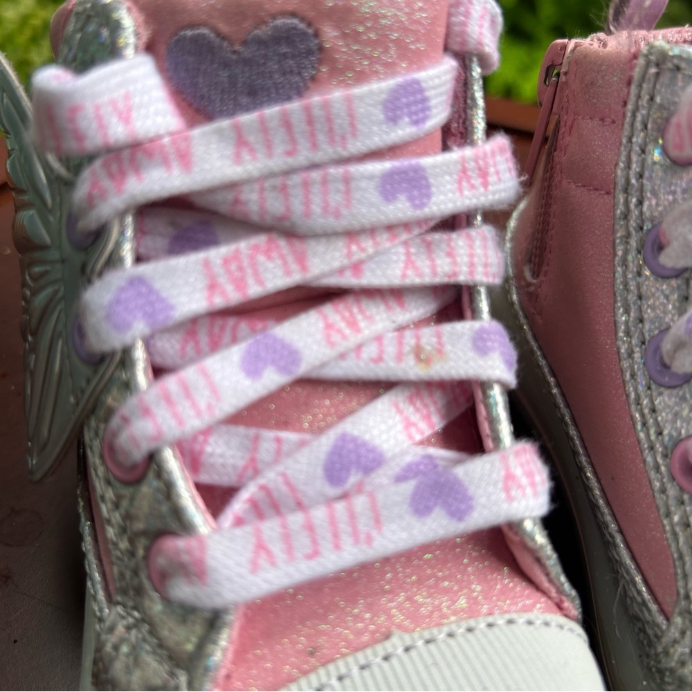 Butterfly Wing Sneakers | Toddler Girl Size 7 | Pink Glitter High-Top Shoes 🦋 - Picture 4 of 7